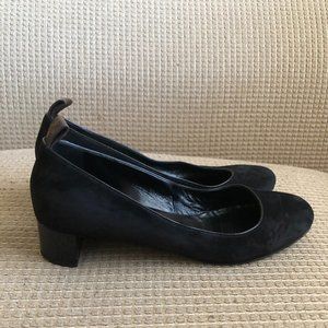 Louis Vuitton Uniformes Black Suede Revival Round Toe Pumps Size 38 Louis  Vuitton